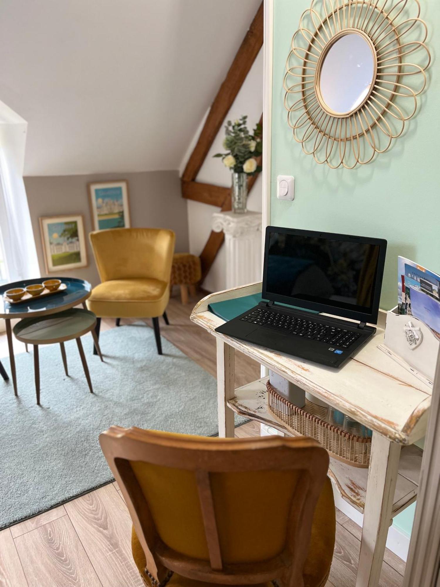 Le Clos Des Roses Chambres Et Tables D Hotes Meusnes Exterior photo